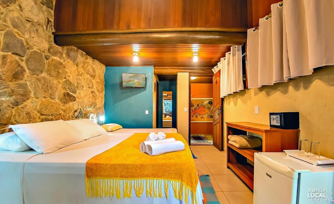 Casa Bonita Hospedagem E Cafe Vila do Abraao ภายนอก รูปภาพ
